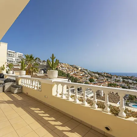 Marbella * Costa Adeje (Tenerife)
