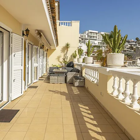 Вилла Marbella Адехе